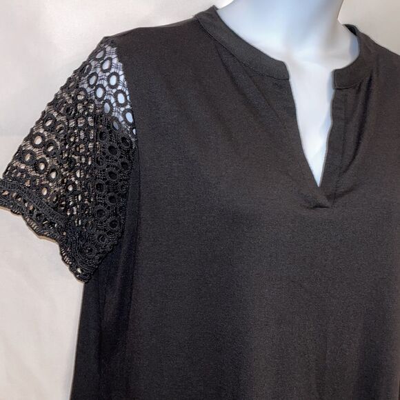 Black tunic blouse with lace sleeves Size 2XL - Picture 2 of 10